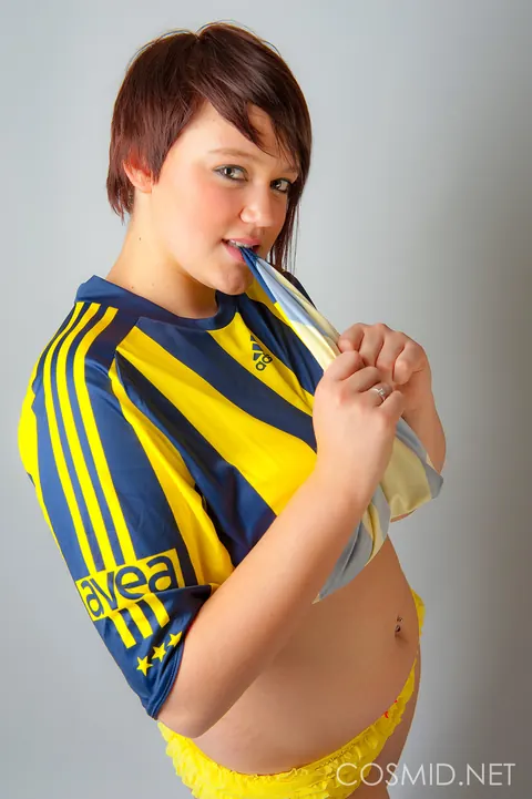 BBW with Big Tits Strips to Panties and Shows Her Curves – photo 13 of 16