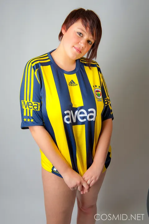 BBW with Big Tits Strips to Panties and Shows Her Curves – photo 9 of 16